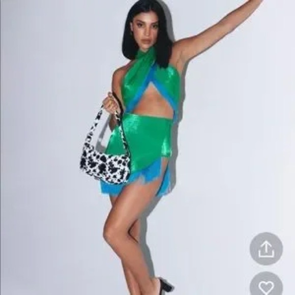 Green Satin Fringe Mini Skirt - Brand: - Picture 2 of 6